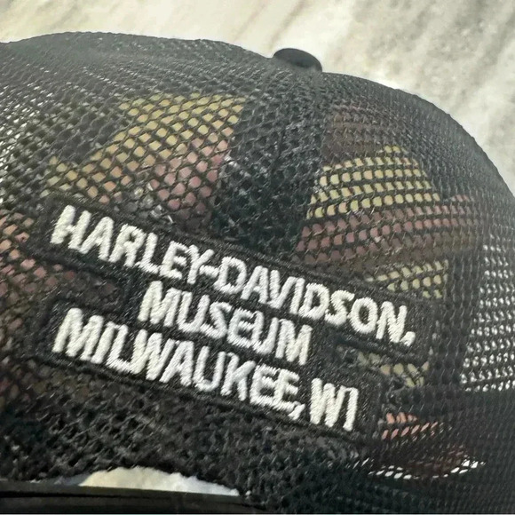 Harley Davidson Motorcycle Snap Back Trucker Hat - Picture 4 of 4
